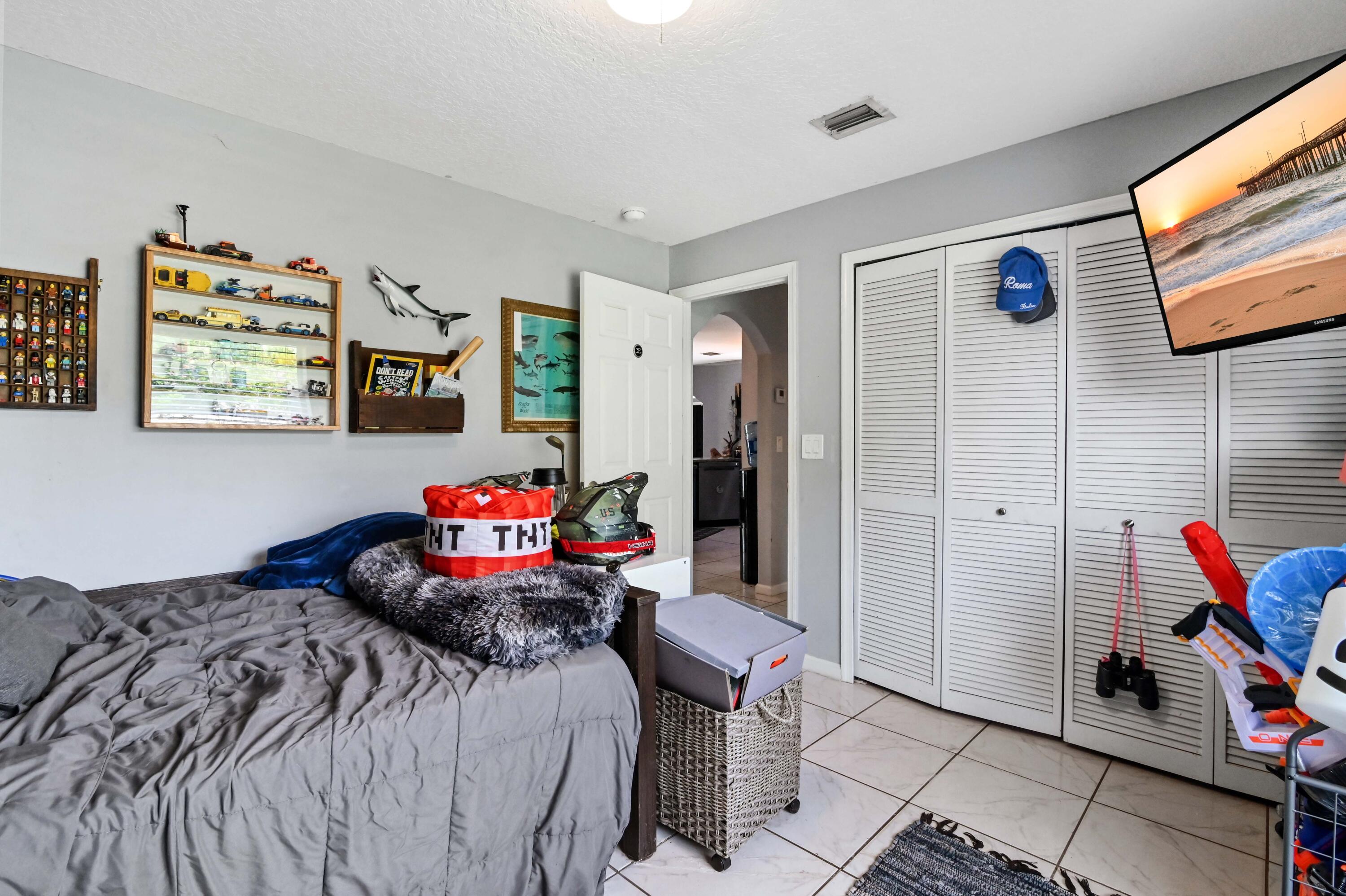 17630 38th Road North Loxahatchee, FL 33470 - Photo 25 of 45 Guest Bedroom 2