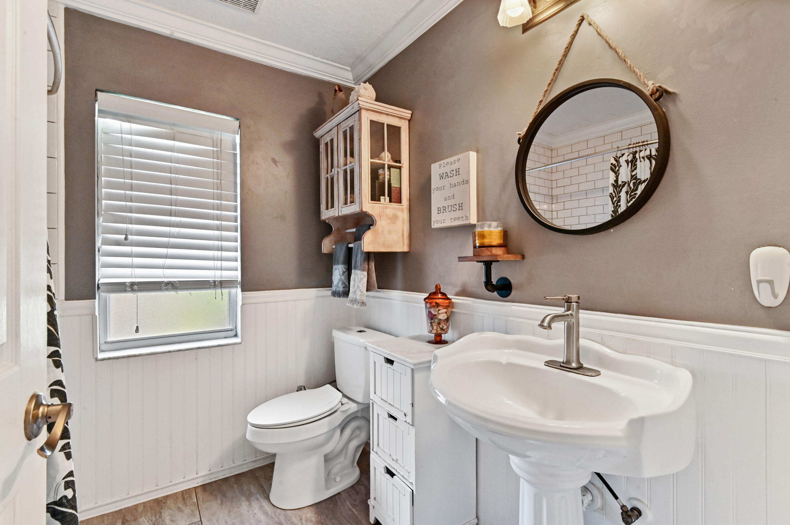 17630 38th Road North Loxahatchee, FL 33470 - Photo 28 of 45 Guest Bathroom