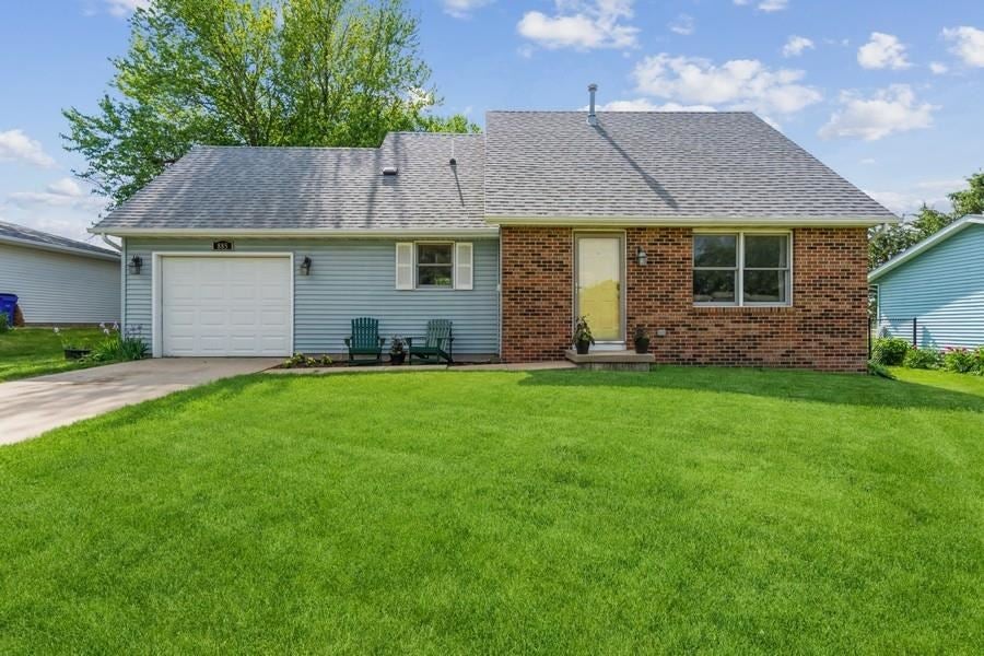 885 Prairie Ridge Road North Liberty, IA 52317 - Photo 1 of 25 Gallery Image 1