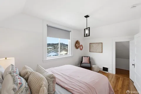 $1,268,000 | 273 Edinburgh Street, San Francisco, CA 94112