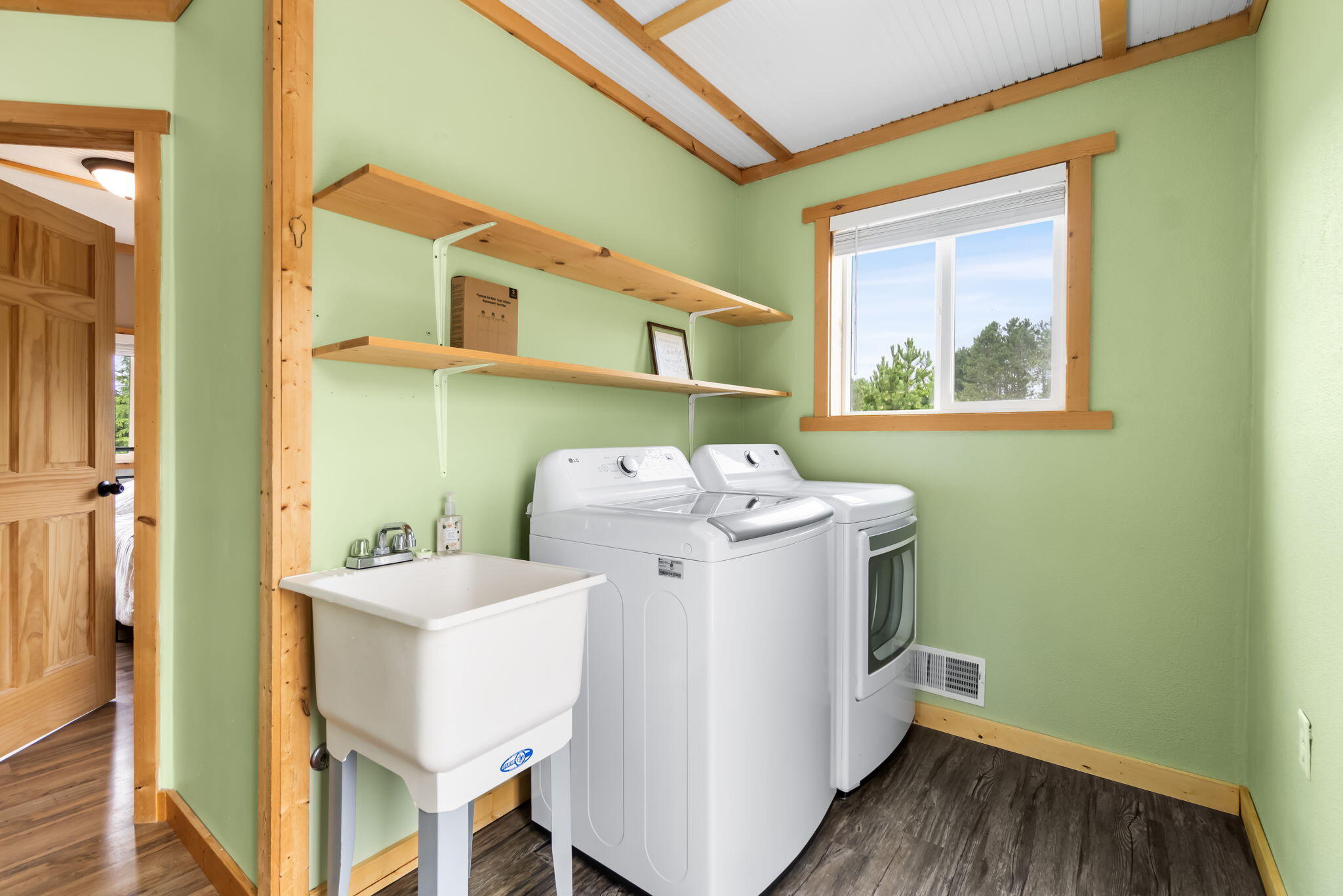 10280 North Black River Road Cheboygan, MI 49721 - Photo 23 of 41 Gallery Image 23