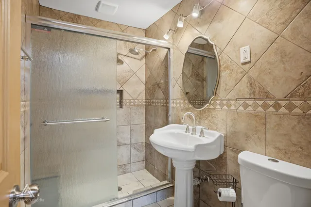 $310,000 | 7034 114th Place, Worth, IL 60482