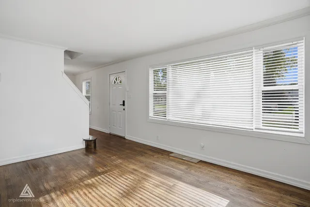 $310,000 | 7034 114th Place, Worth, IL 60482