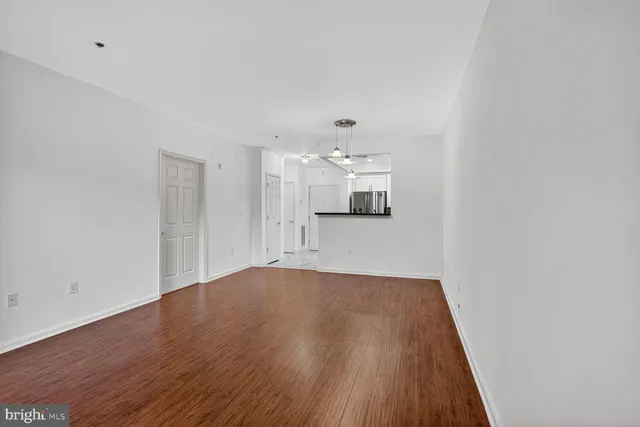 $425,000 | 11775 Stratford House Place, Unit 206, Reston, VA 20190