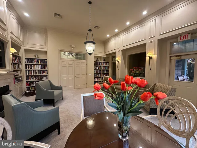 $425,000 | 11775 Stratford House Place, Unit 206, Reston, VA 20190