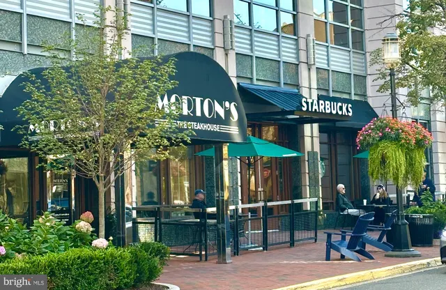 $425,000 | 11775 Stratford House Place, Unit 206, Reston, VA 20190