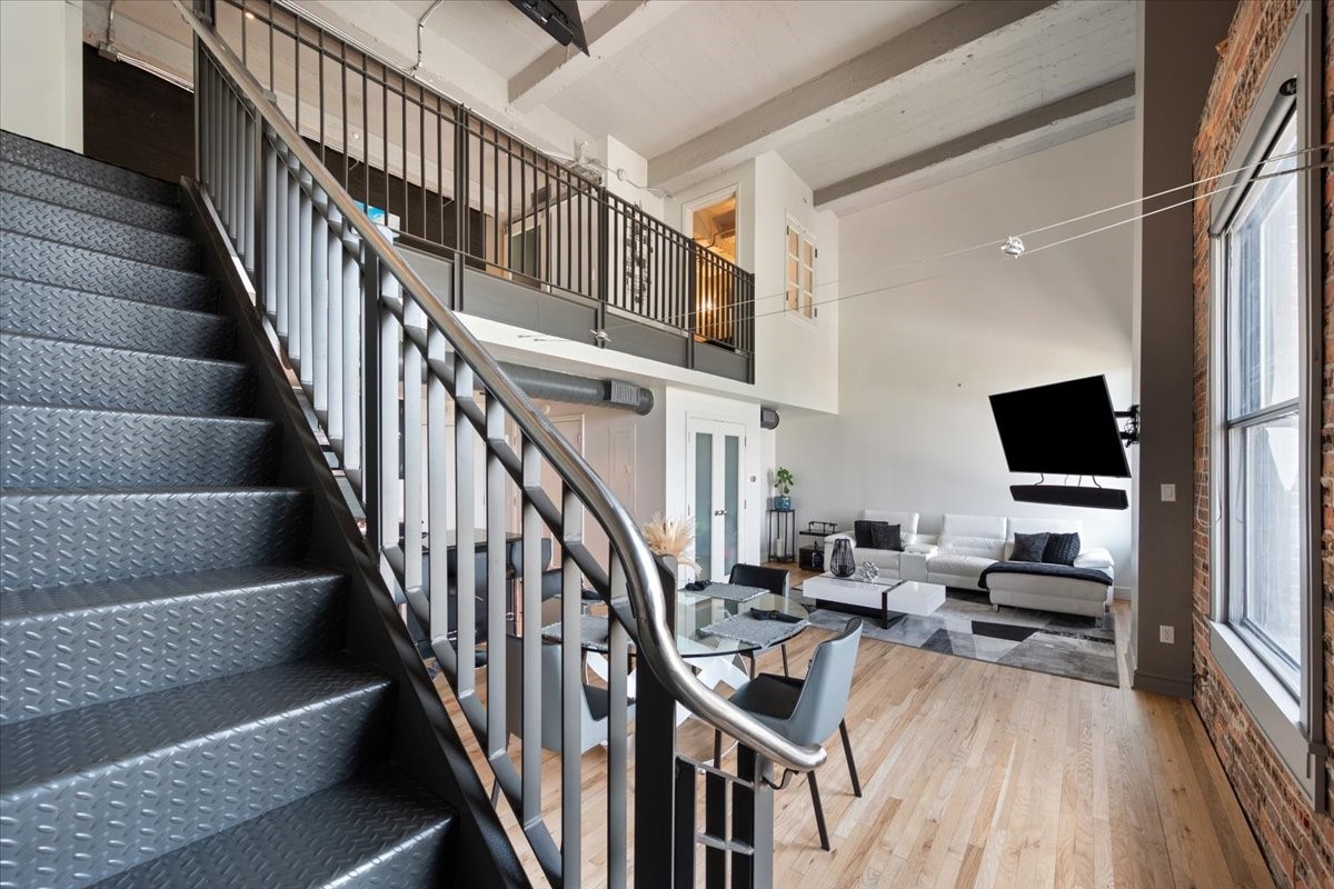 915 Franklin Street, Unit 9G Houston, TX 77002 - Photo 13 of 33