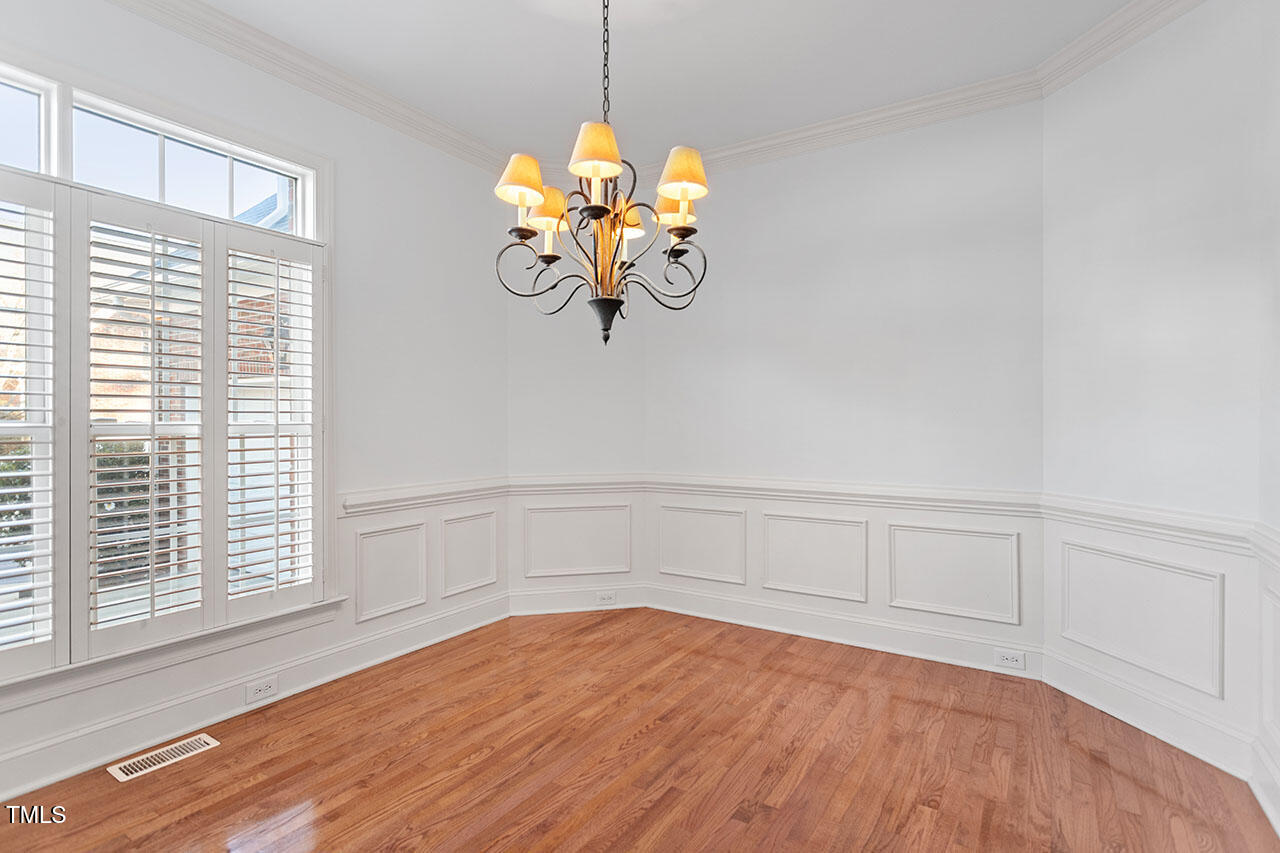 7342 Fontana Ridge Lane Raleigh, NC 27613 - Photo 12 of 26 dining room