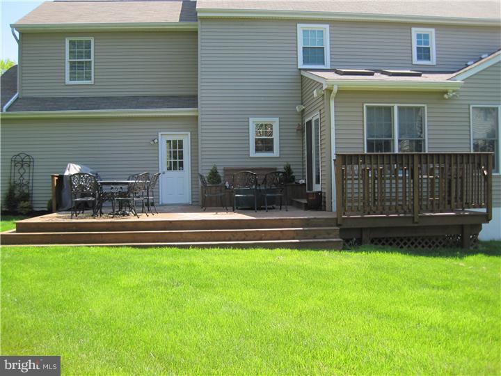 575 Taylor Road Downingtown, PA 19335 - Photo 8 of 11 Deck