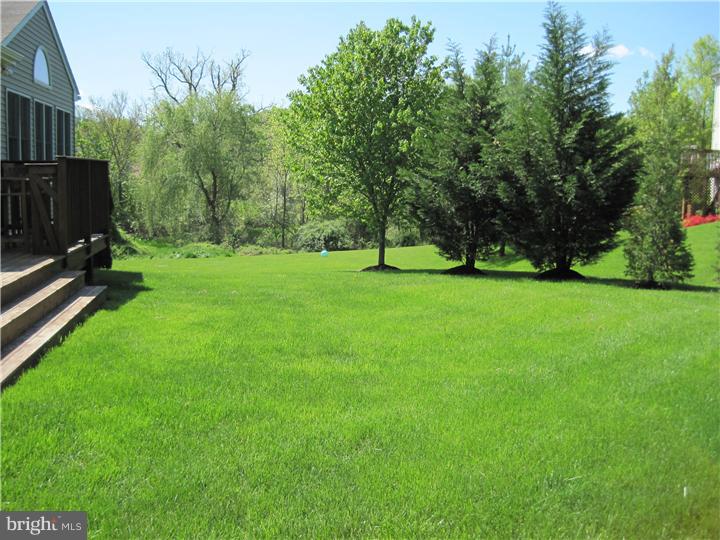 575 Taylor Road Downingtown, PA 19335 - Photo 9 of 11 Exterior Back
