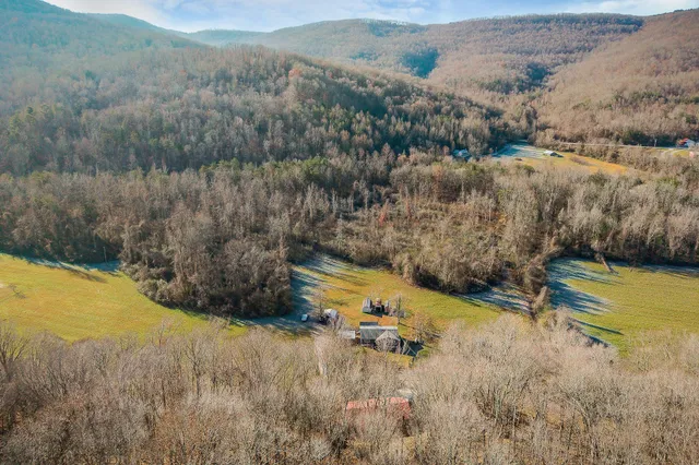 $330,000 | 968 Boyd Road, Rock Island, TN 38581