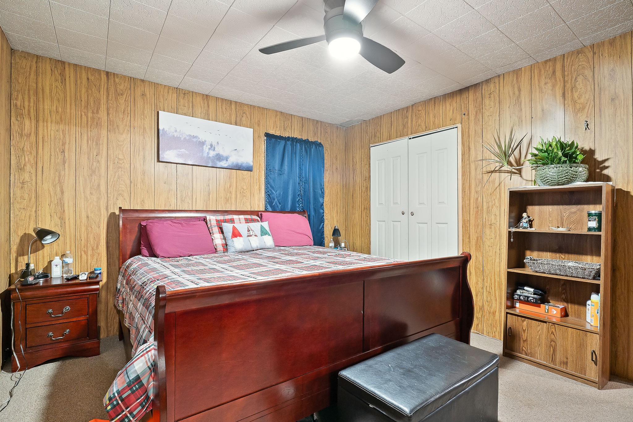 968 Boyd Road Rock Island, TN 38581 - Photo 10 of 42 a bedroom with a bed and a dresser
