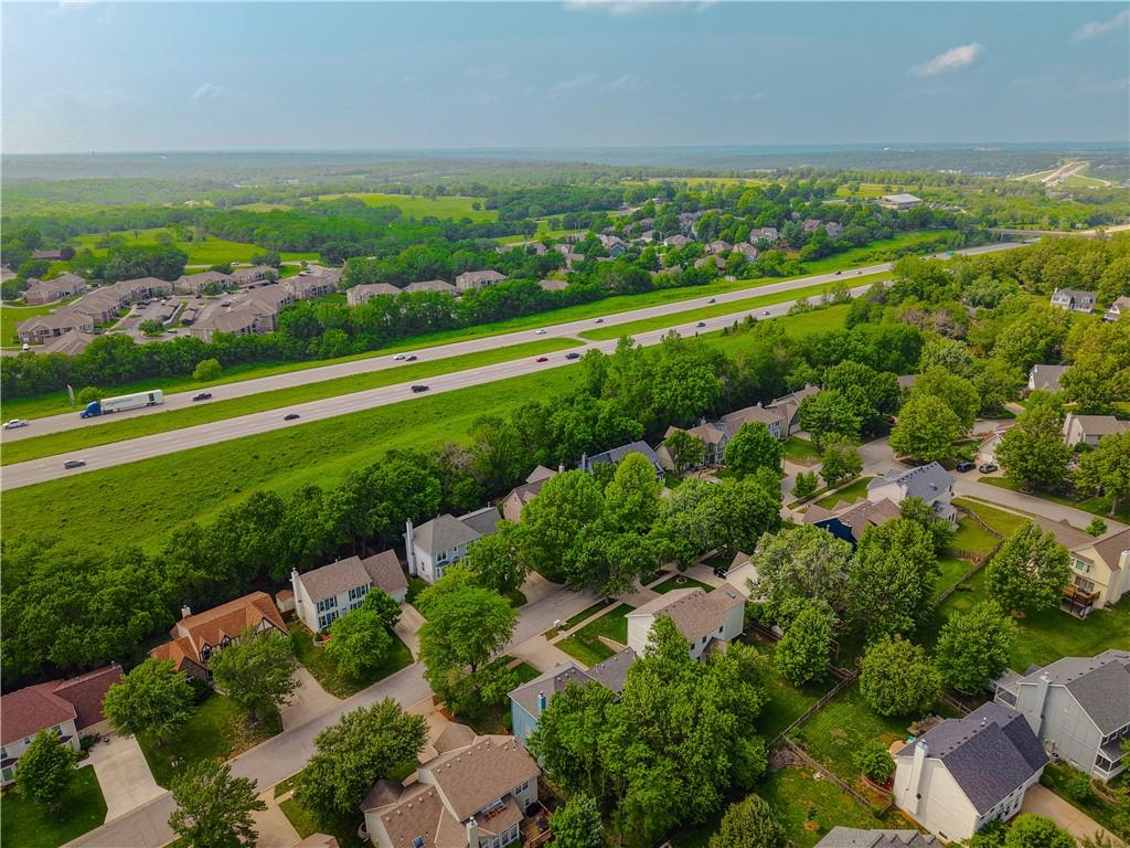 8209 Bell Road Lenexa, KS 66219 - Photo 44 of 49