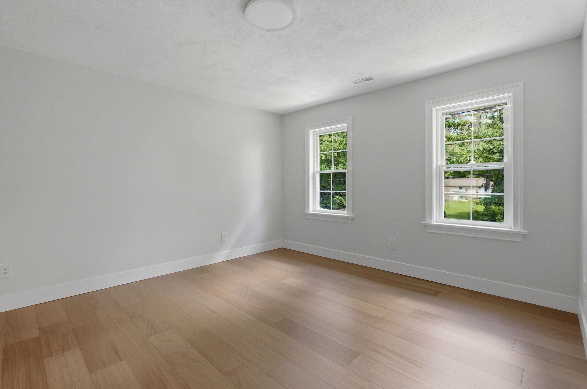 60 Horseshoe Road Windham, NH 03087 - Photo 28 of 35