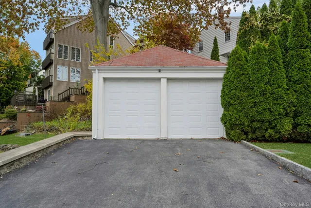 $799,000 | 193 Harmon Avenue, New Rochelle, NY 10801