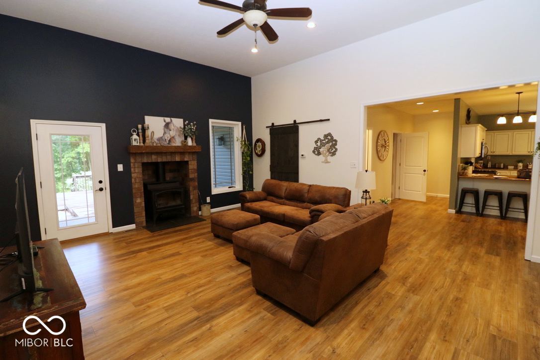 355 East Johnson Bridge Road Williamsport, IN 47993 - Photo 6 of 71