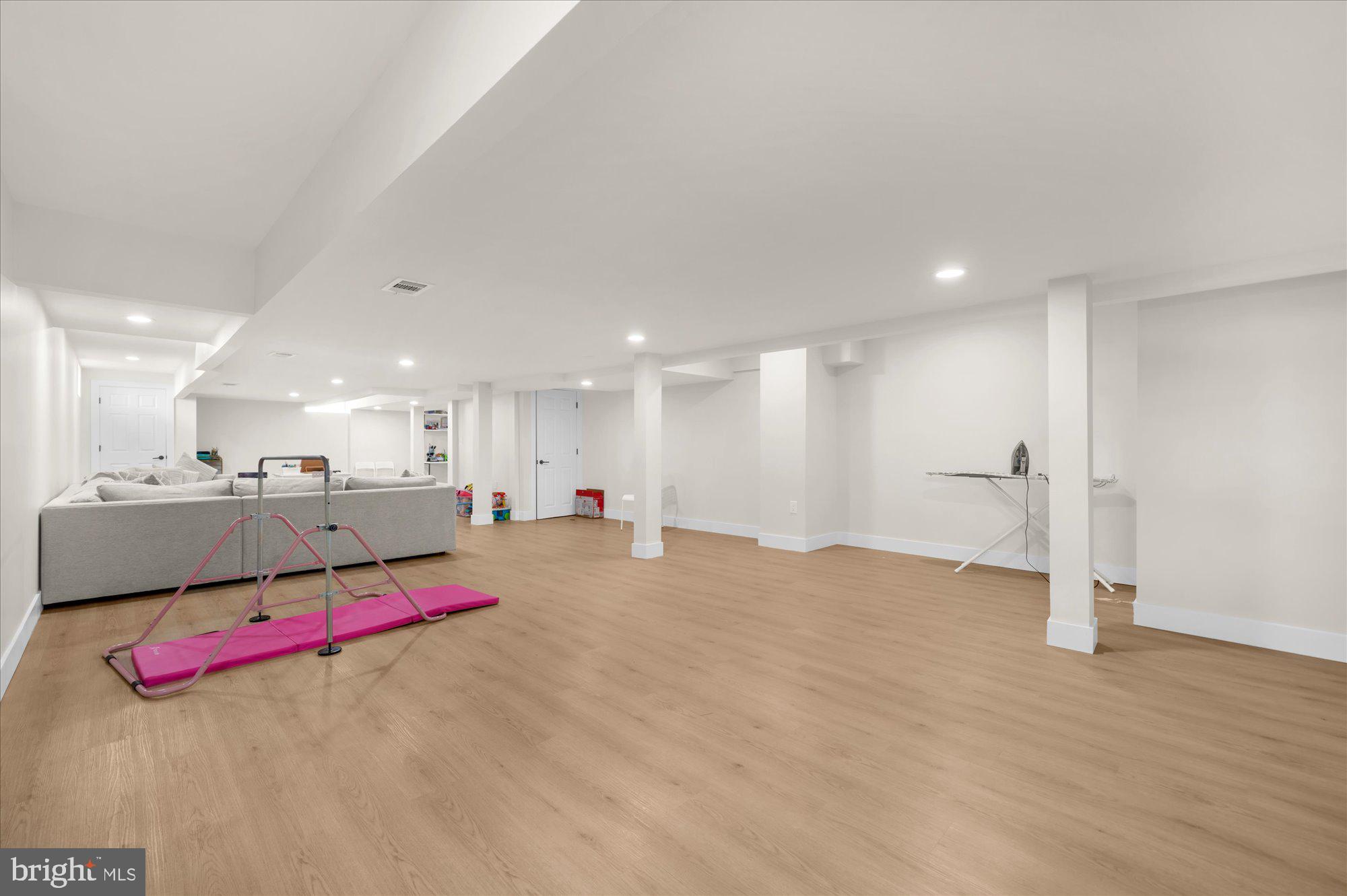 86 Treetops Circle Princeton, NJ 08540 - Photo 34 of 41 a view of kitchen and empty room