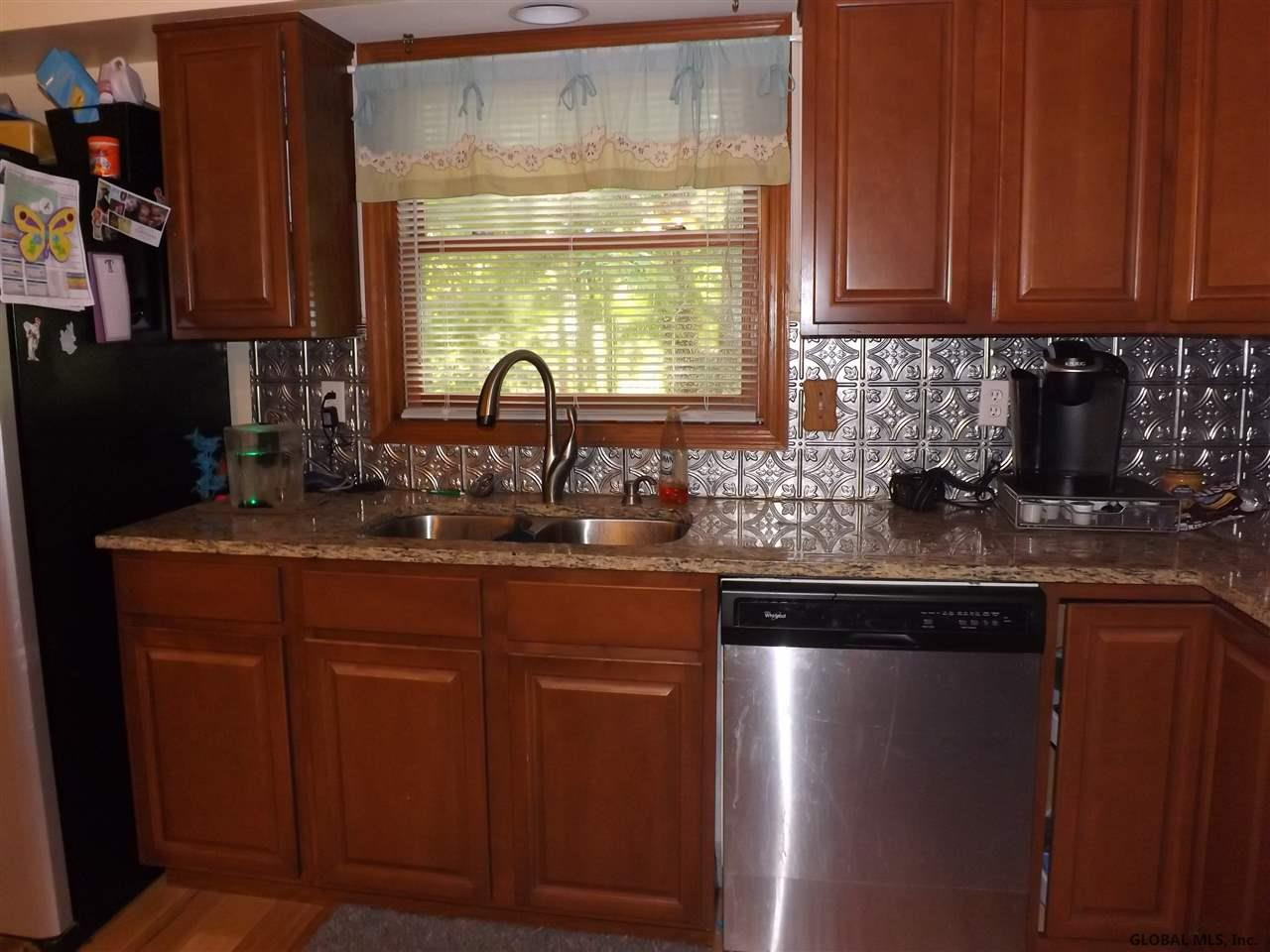 21 Moonglow Road Wilton, NY 12831 - Photo 6 of 23 Photo 6