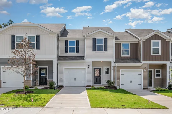 $279,999 | 970 Rolling Flds Drive, Graham, NC 27253