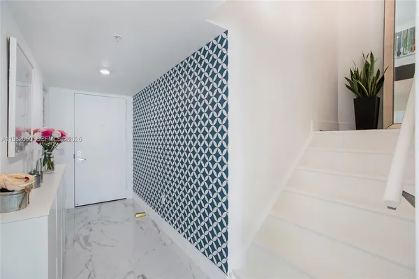 $4,750 | 41 Southeast 5th Street, Unit 2109, Miami, FL 33131