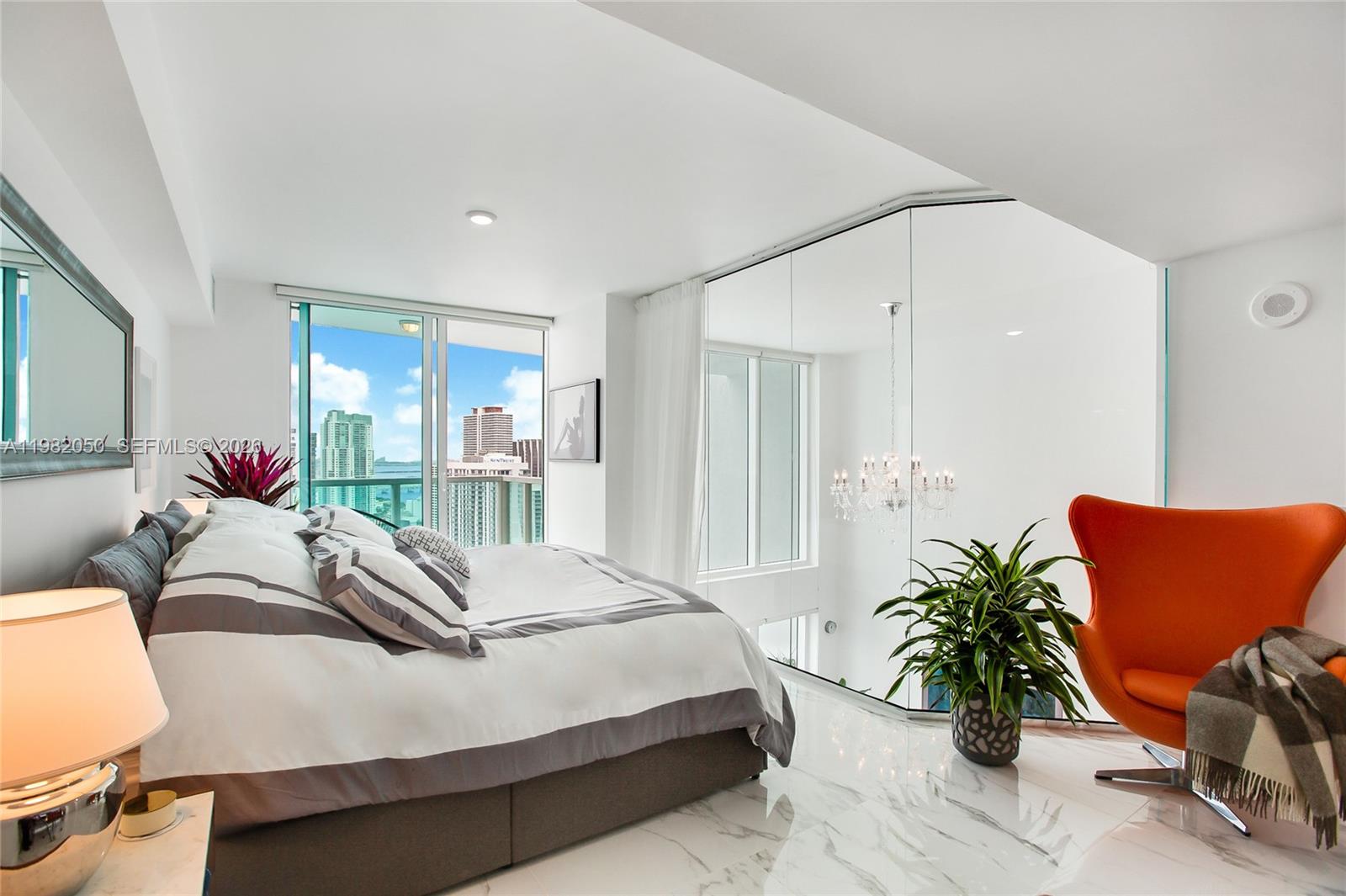 41 Southeast 5th Street, Unit 2109 Miami, FL 33131 - Photo 15 of 41