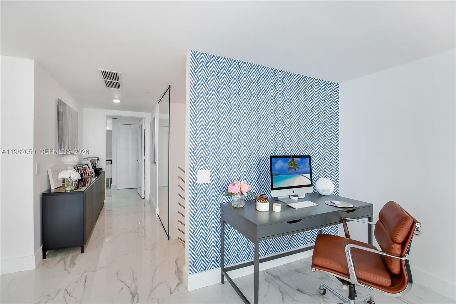 41 Southeast 5th Street, Unit 2109 Miami, FL 33131 - Photo 18 of 41