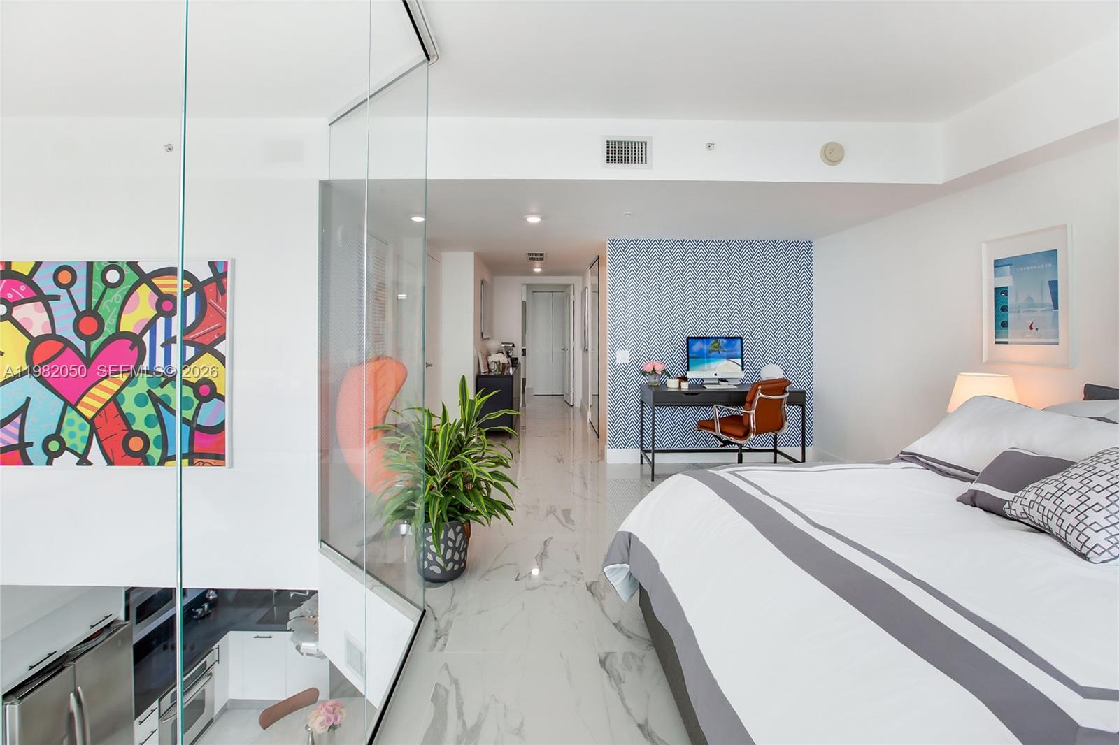 41 Southeast 5th Street, Unit 2109 Miami, FL 33131 - Photo 19 of 41