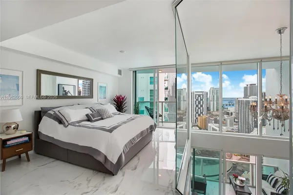 $4,750 | 41 Southeast 5th Street, Unit 2109, Miami, FL 33131