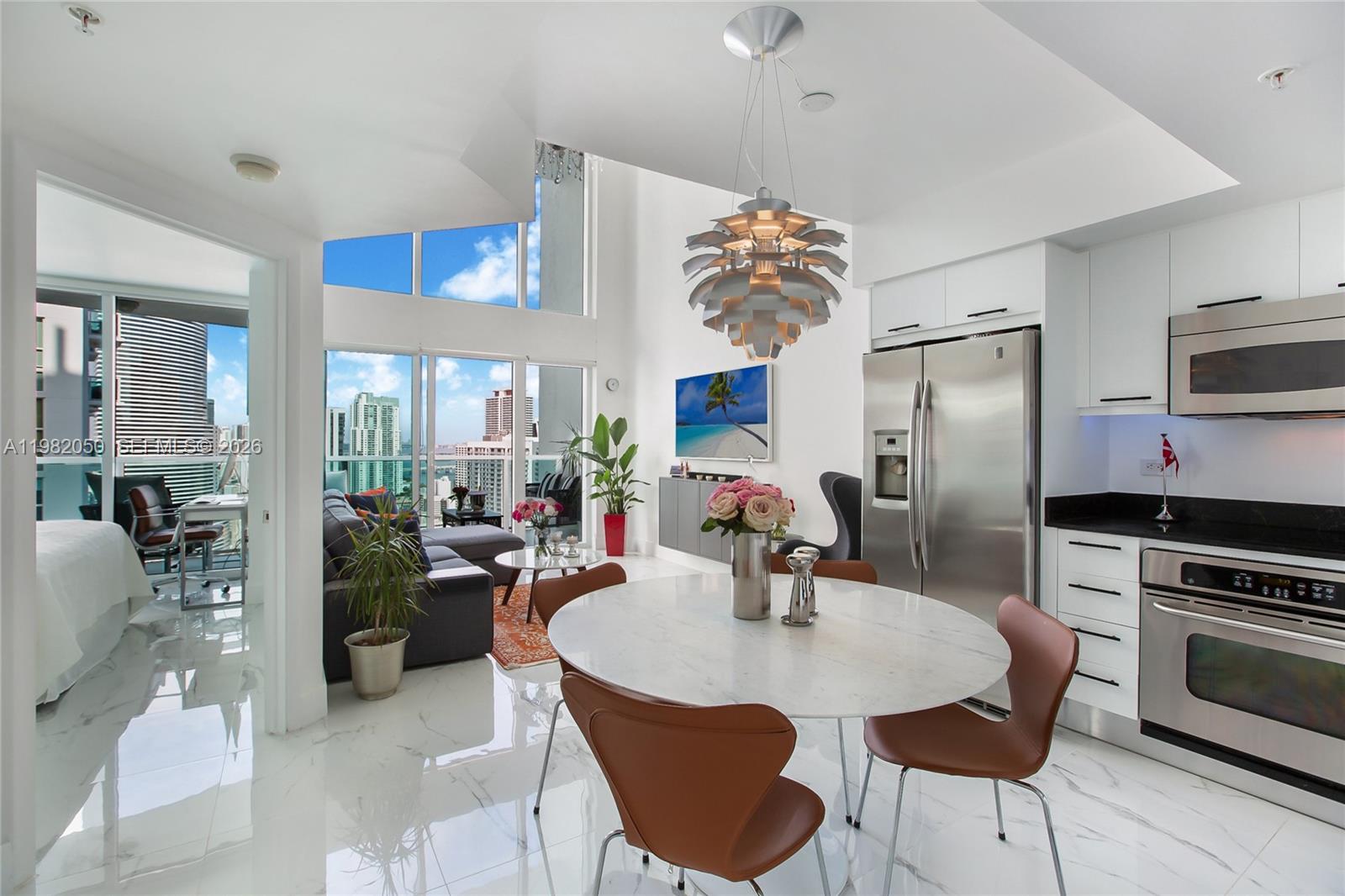 41 Southeast 5th Street, Unit 2109 Miami, FL 33131 - Photo 8 of 41
