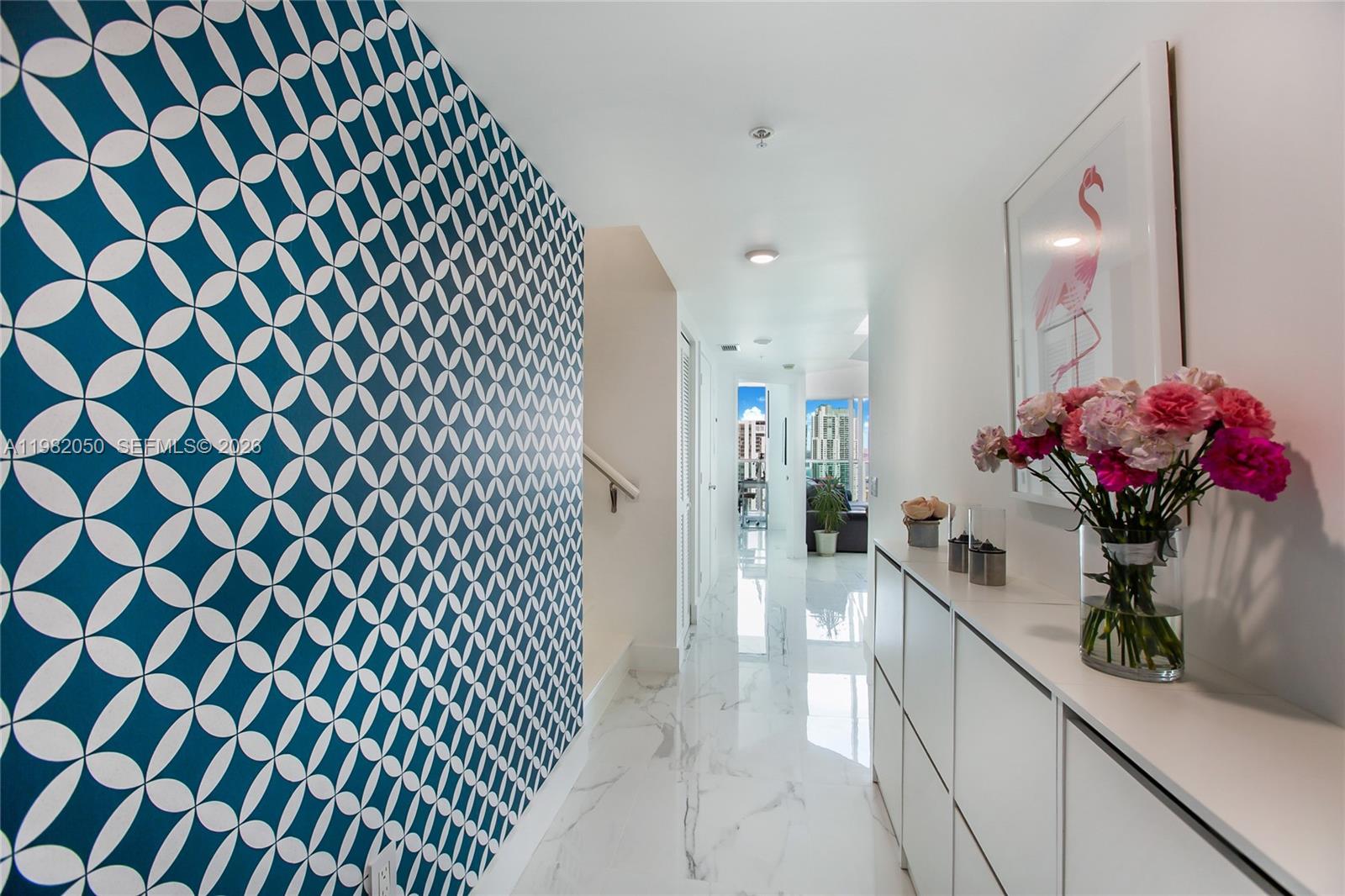 41 Southeast 5th Street, Unit 2109 Miami, FL 33131 - Photo 10 of 41