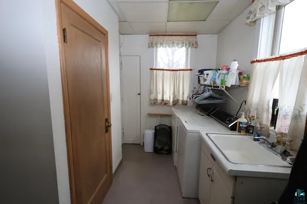 $184,900 | 111 West 3rd Street, Washburn, WI 54891
