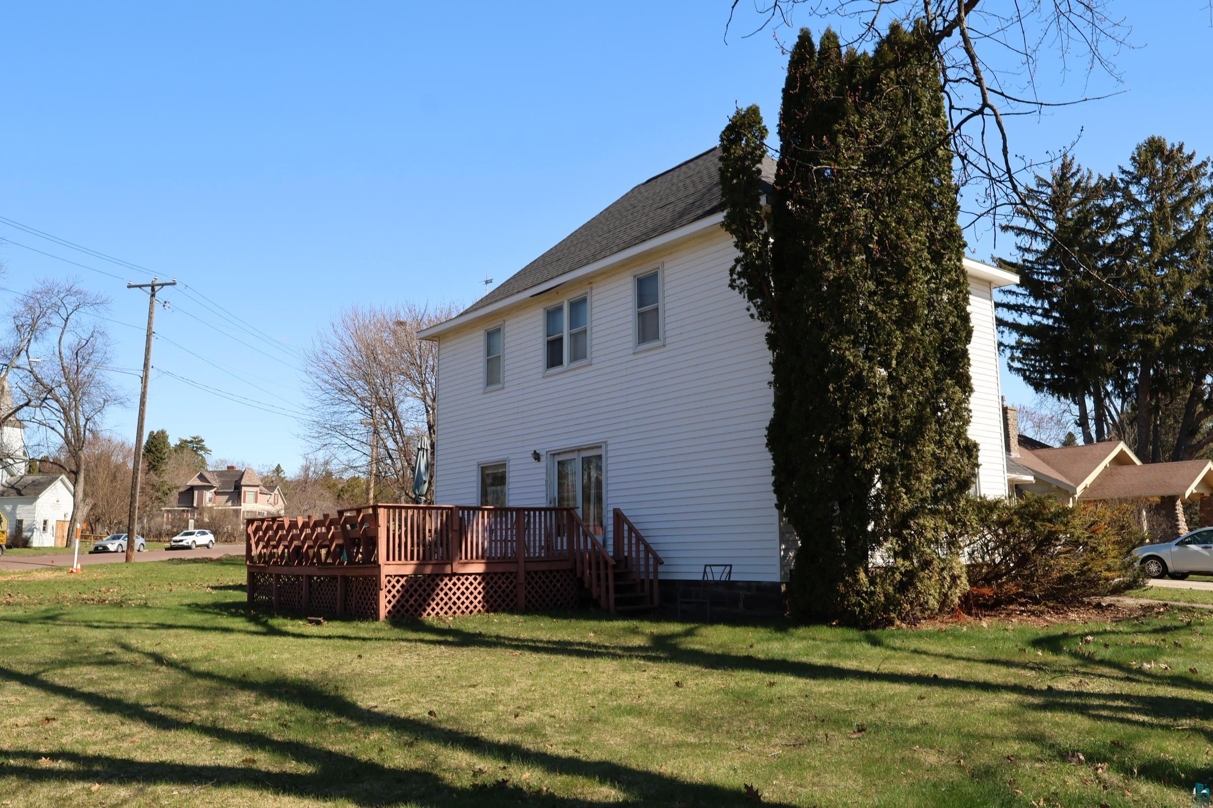 111 West 3rd Street Washburn, WI 54891 - Photo 3 of 28