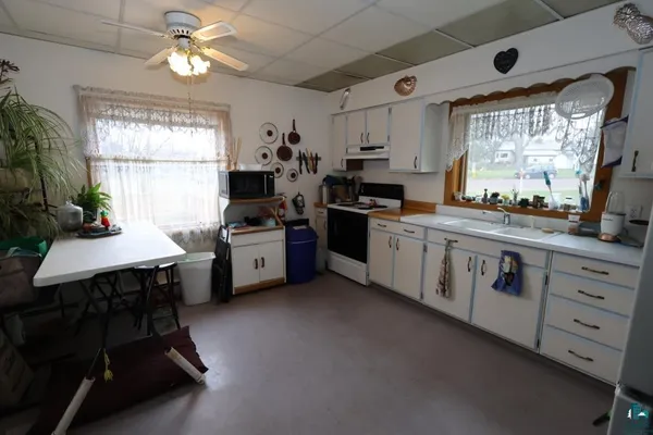$184,900 | 111 West 3rd Street, Washburn, WI 54891