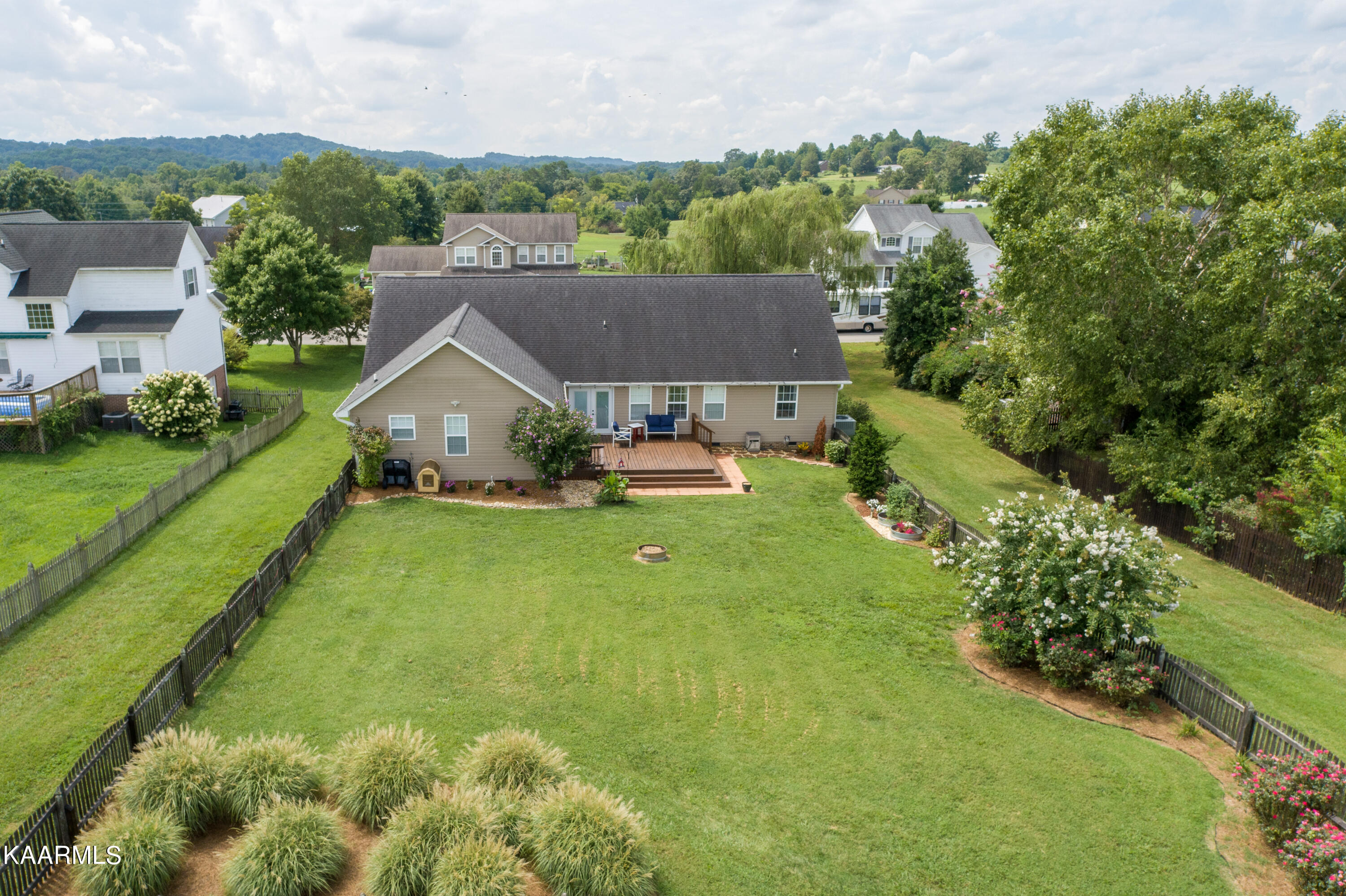 2838 Rhett Butler Drive Louisville, TN 37777 - Photo 4 of 46 2838 Rhett Butler Dr.-3