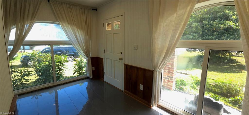 928 Marlboro Street High Point, NC 27260 - Photo 10 of 50