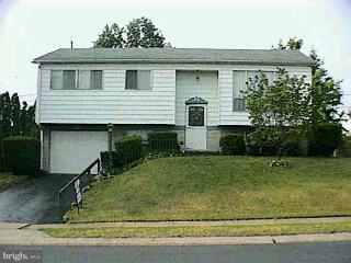 918 Marbrook Lane York, PA 17404 - Photo 1 of 1