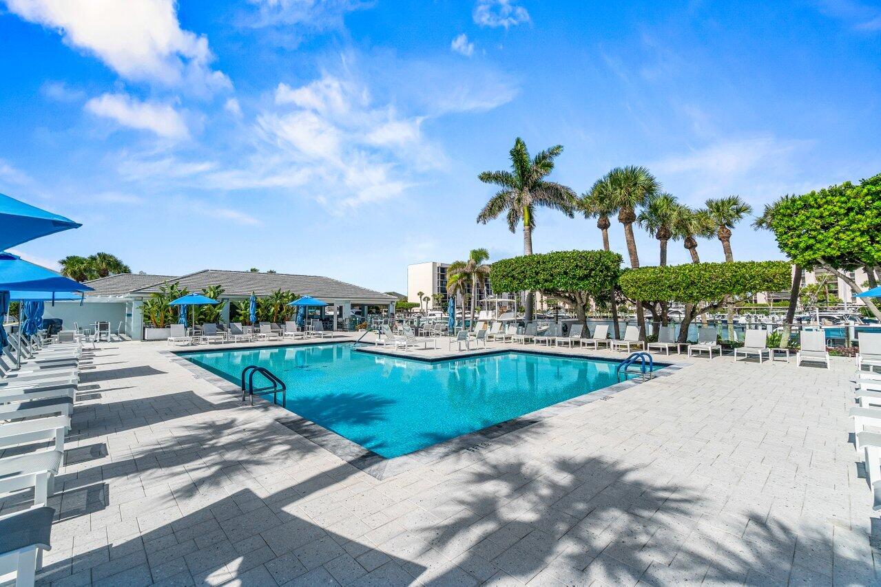 2707 North Ocean Boulevard, Unit 301D Boca Raton, FL 33431 - Photo 30 of 43 039-2707NorthOceanBoulevard-301D-BocaRat