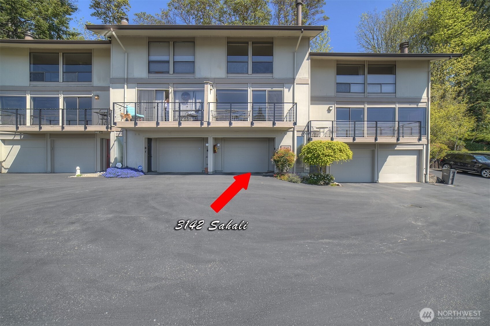3142 Sahali Drive Bremerton, WA 98310 - Photo 2 of 23 a view of pool with outdoor space