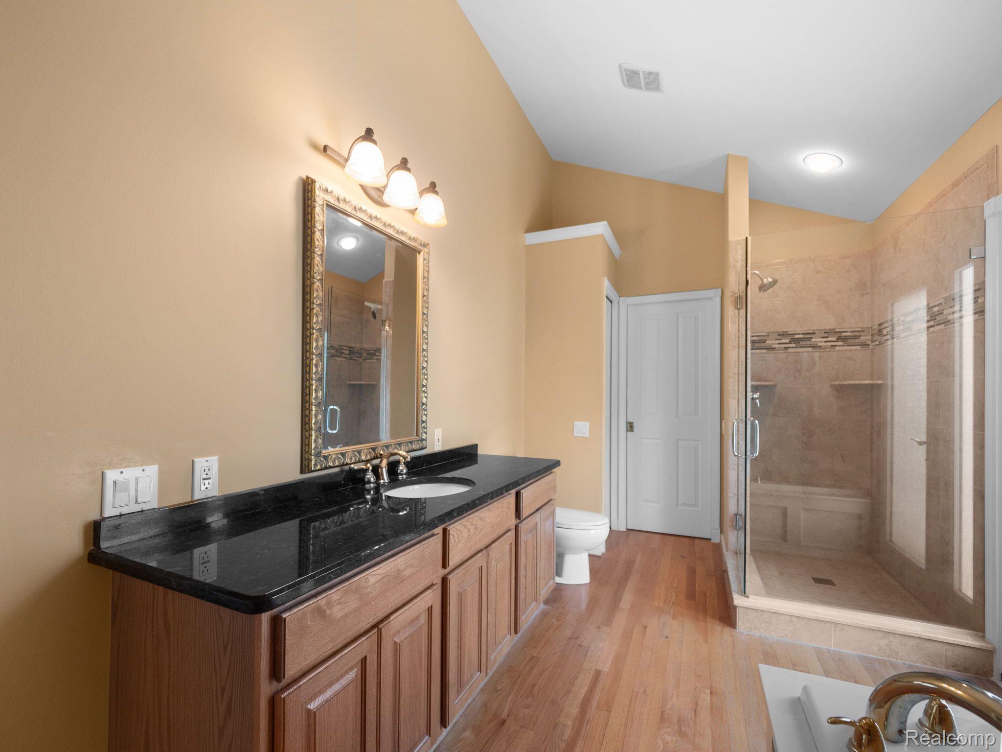 3099 Ridge Road White Lake, MI 48383 - Photo 16 of 37 Gallery Image 16