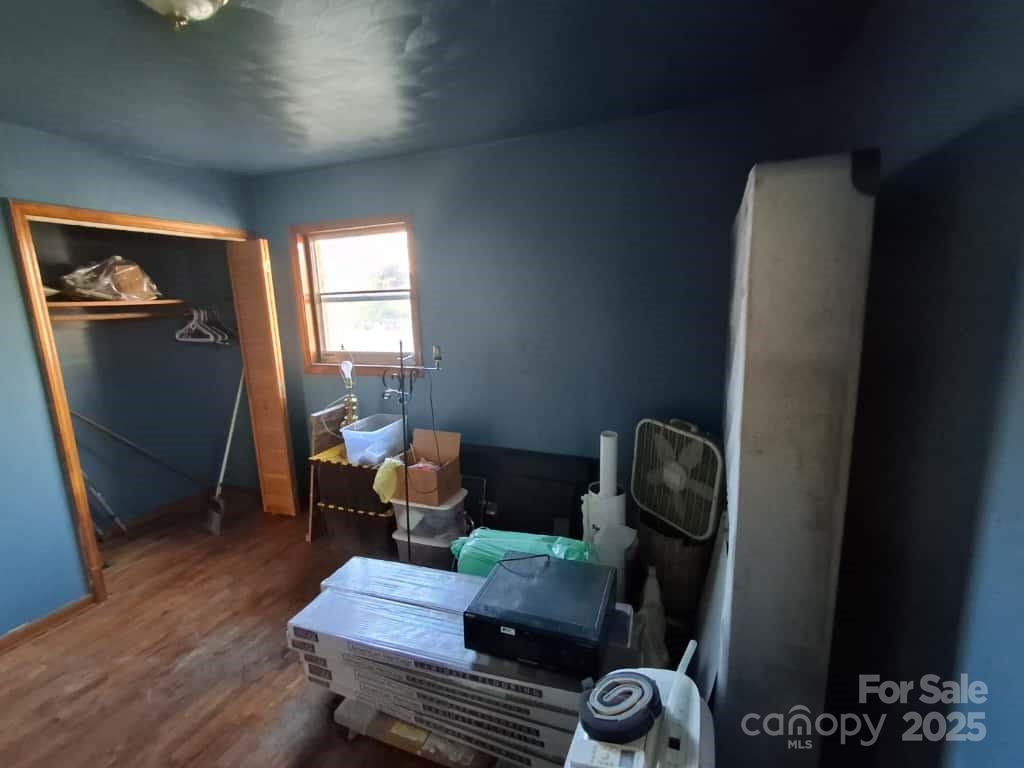 8092 Riverview Road Norwood, NC 28128 - Photo 33 of 45 a living room with furniture and a window