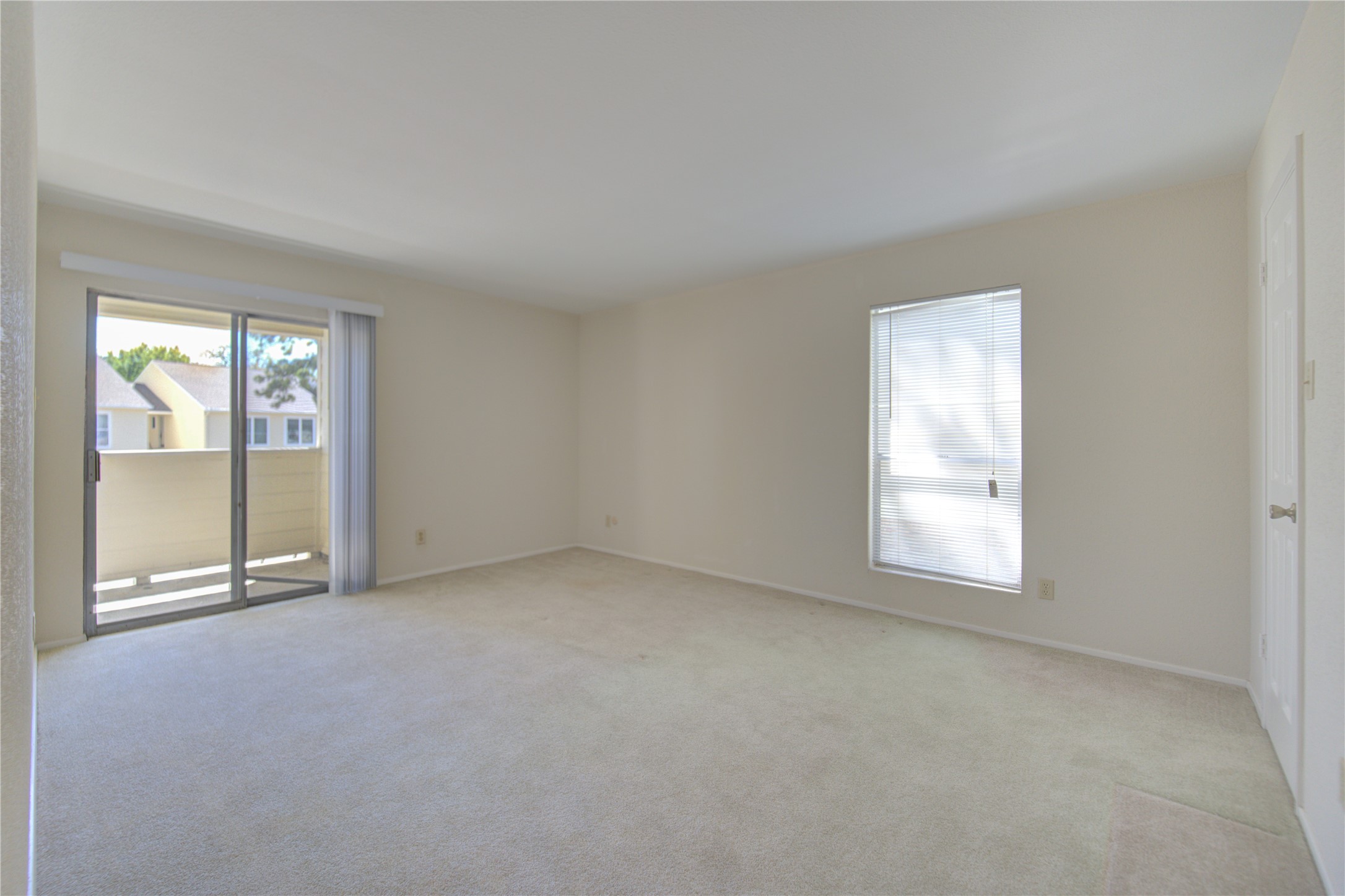 14515 Wunderlich Drive, Unit 1602 Houston, TX 77069 - Photo 15 of 36 Master Bedroom with direct access to the balcony