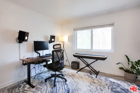 $3,150,000 | 403 Brooks Avenue, Venice, CA 90291