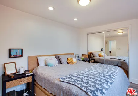 $3,150,000 | 403 Brooks Avenue, Venice, CA 90291