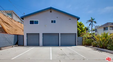 $3,150,000 | 403 Brooks Avenue, Venice, CA 90291