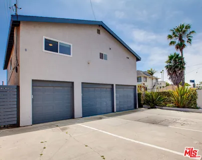 $3,150,000 | 403 Brooks Avenue, Venice, CA 90291