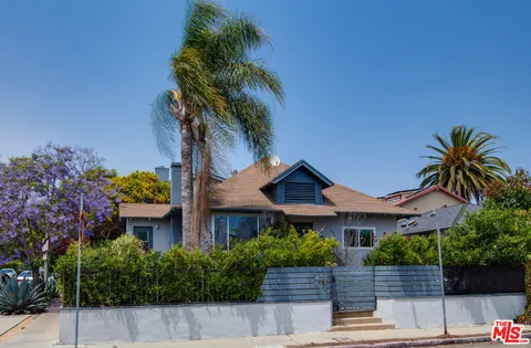 $3,150,000 | 403 Brooks Avenue, Venice, CA 90291