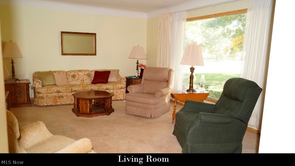 8268 Webster Road Strongsville, OH 44136 - Photo 4 of 13