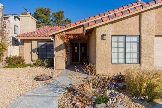 1104 West Lucille Court Ridgecrest, CA 93555 - Photo 3 of 33 Gallery Image 3