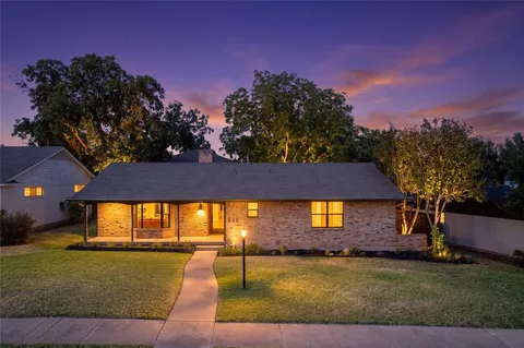 $920,000 | 846 Creekridge Drive, Dallas, TX 75218
