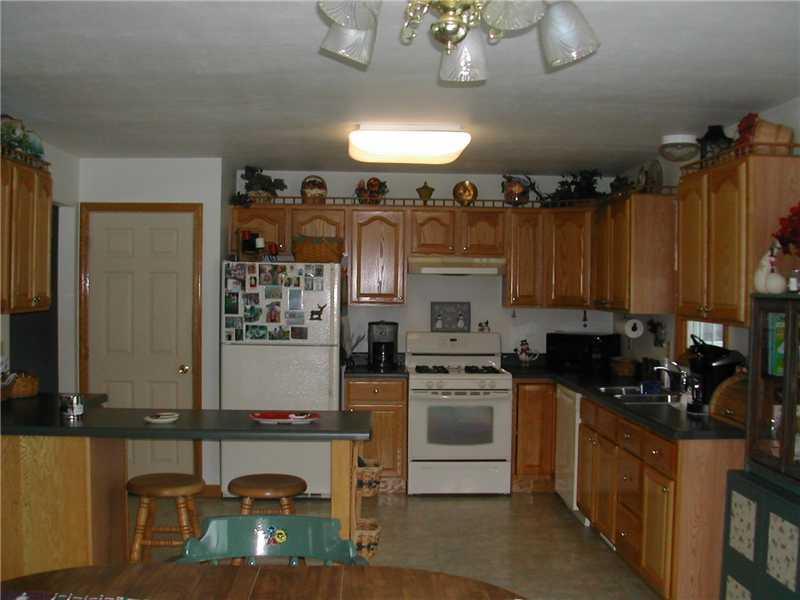 4327 Partell Street Butler, PA 16001 - Photo 6 of 22 Kitchen.